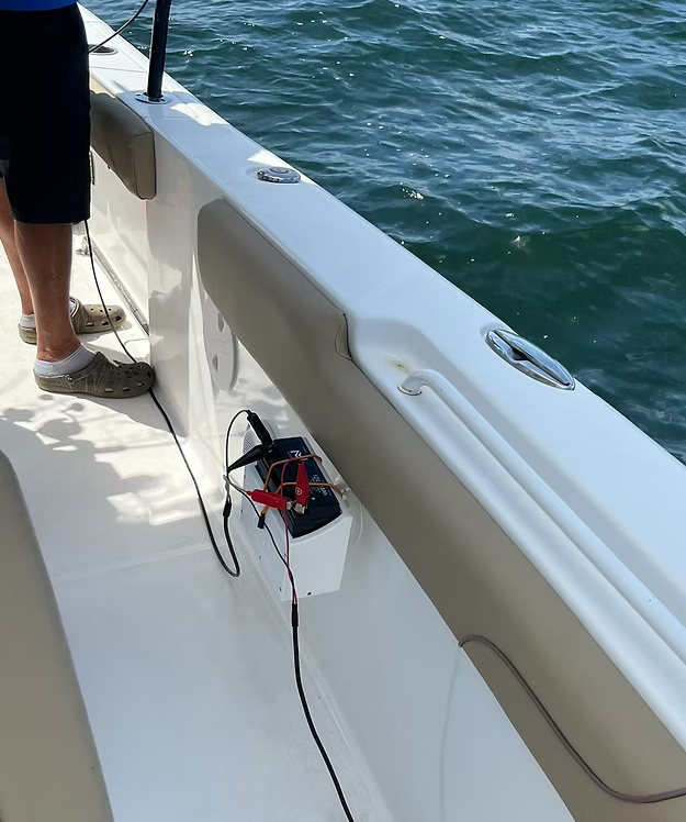 Floating Battery Box Battery Box – BPD Marine